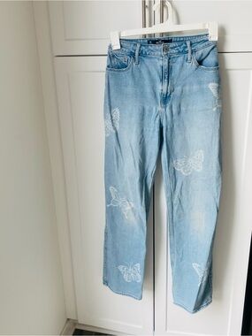 Hollister womens ultra high rise dad jean 5R w27 L31 butterflies
